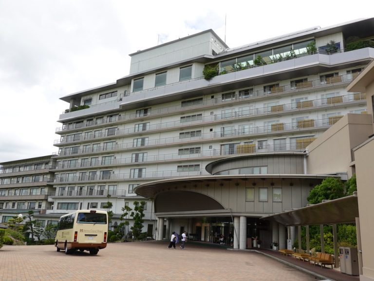 建物全体(正面)(3)