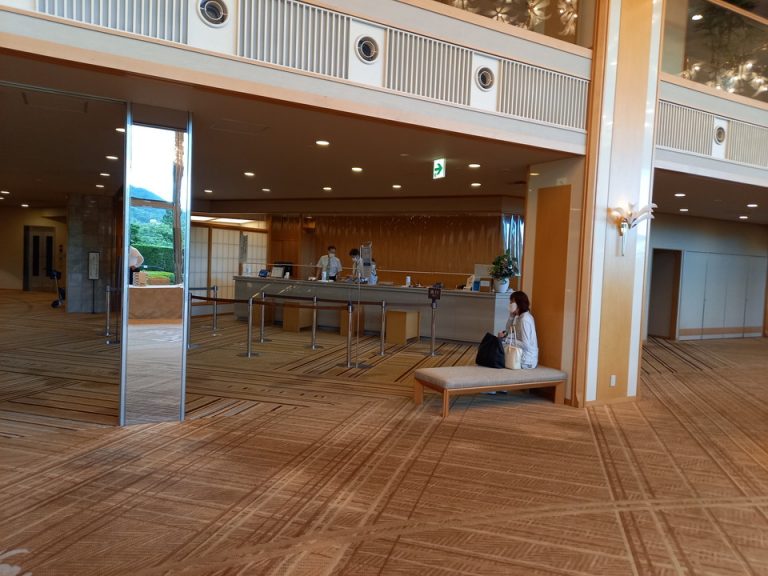 フロント全体(1)