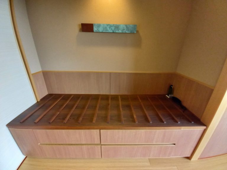 荷物置き場は広々として使いやすいです(1)