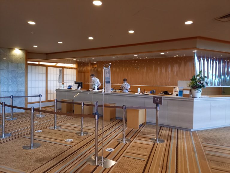 フロントカウンター(1)