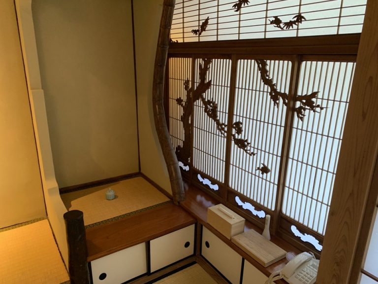 ふすま