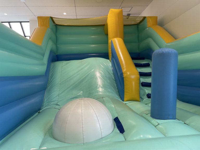 エアーの滑り台