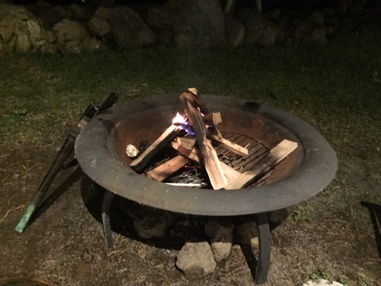 夕食後の焚火