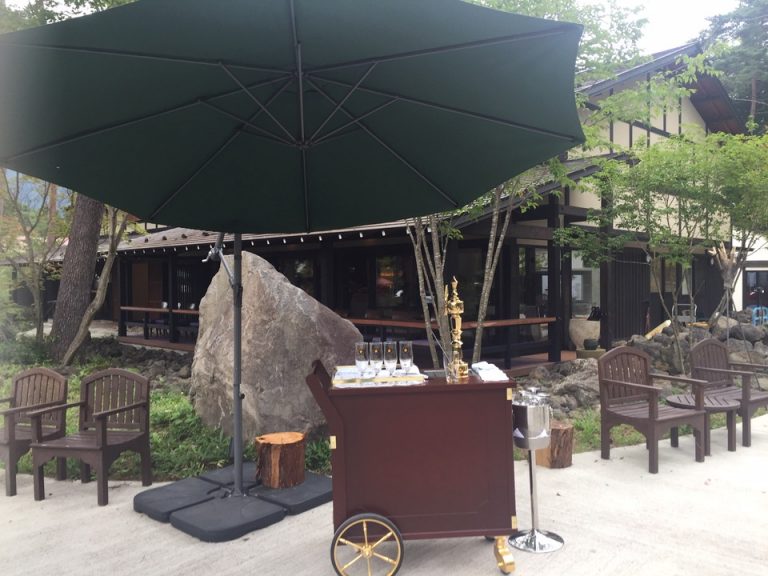 テラスのビアサーバー