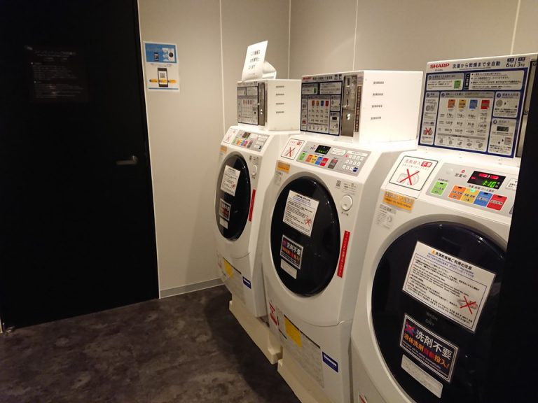 18階にコインランドリー