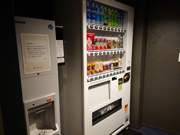 7.12.17.18階に自販機、製氷機