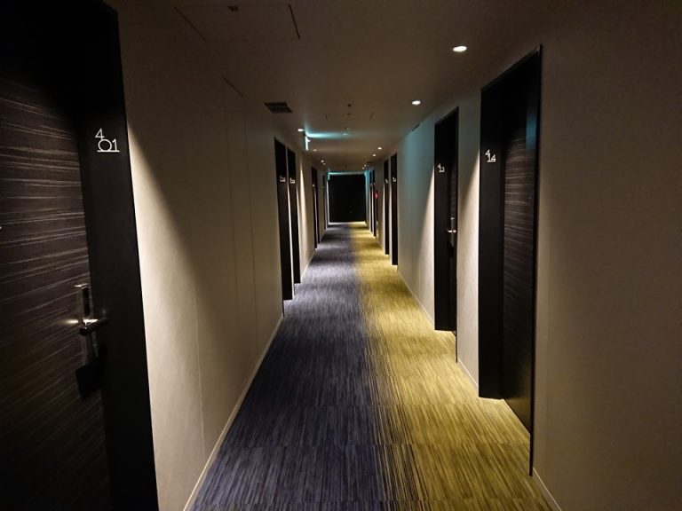 客室階廊下全体