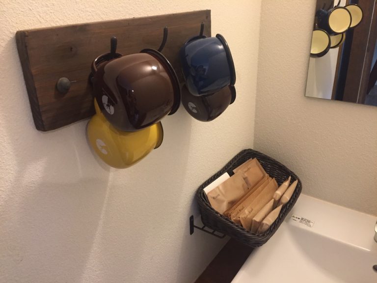 洗面台のコップ