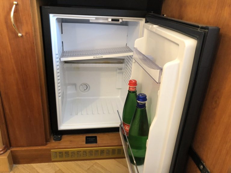 冷蔵庫開けた状態