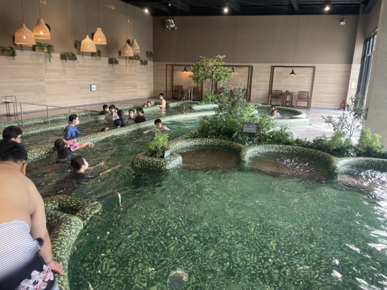 グリーンを基調とした落ち着いた雰囲気