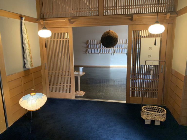 レストラン入口
