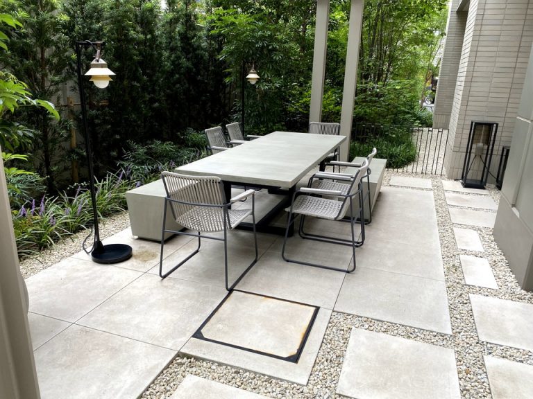 ロビーラウンジ(室外)