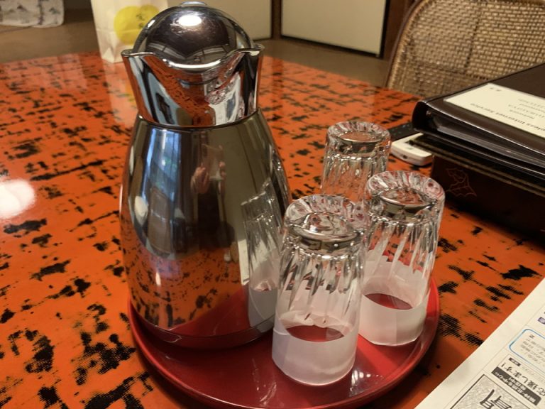 グラス・カップ