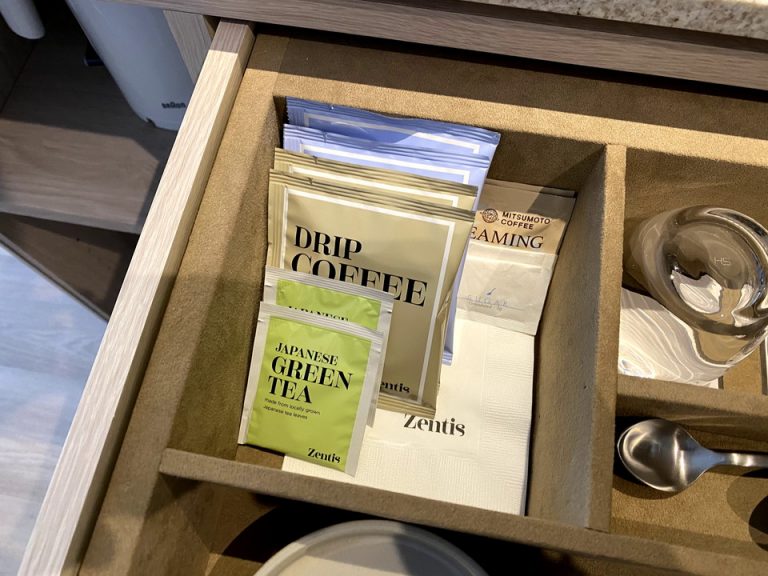 ミニバー・カフェコーナー中身