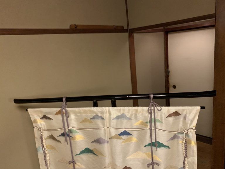 客室入口内観ドア