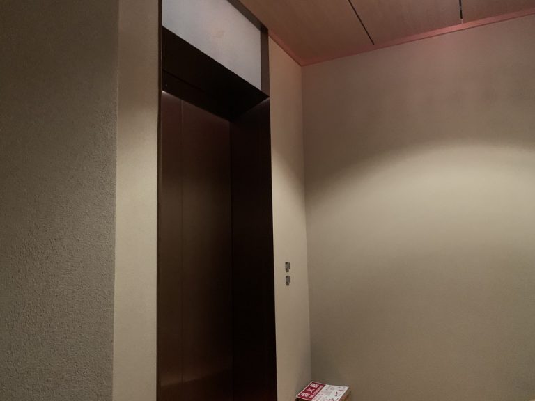 エレベーターホール客室階