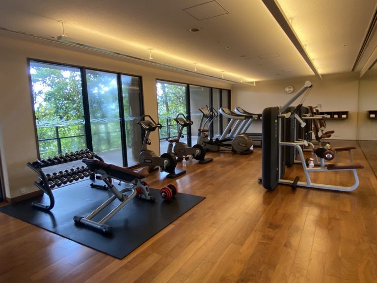 スパ棟にあるフィットネスジムです。