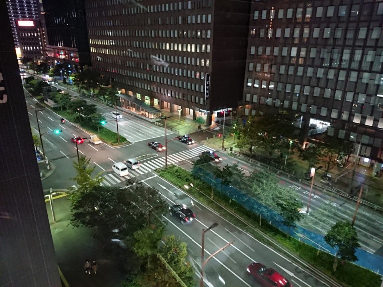 部屋からの眺望(渡辺通り駅方向)