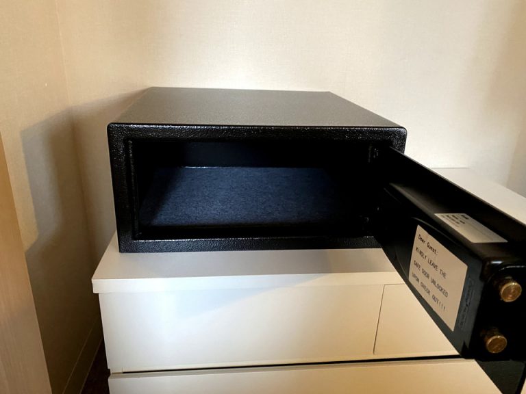 セーフティーボックス(開けた状態)