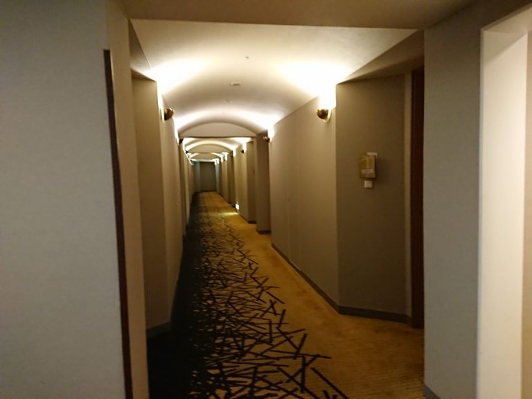 客室階廊下