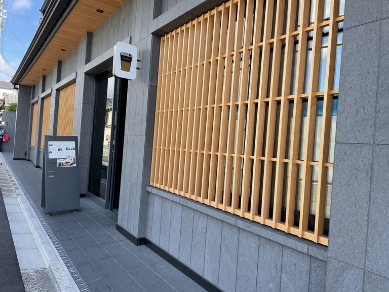 カフェ,朝食会場エントランス