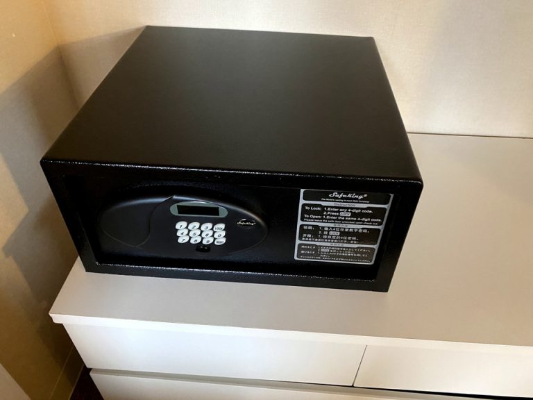 セーフティーボックス(閉じた状態)