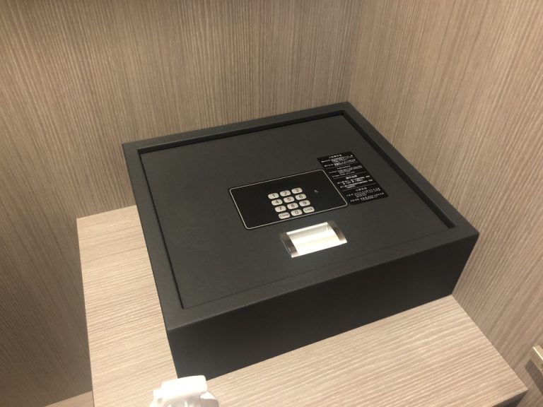 セーフティーボックス(閉じた状態)