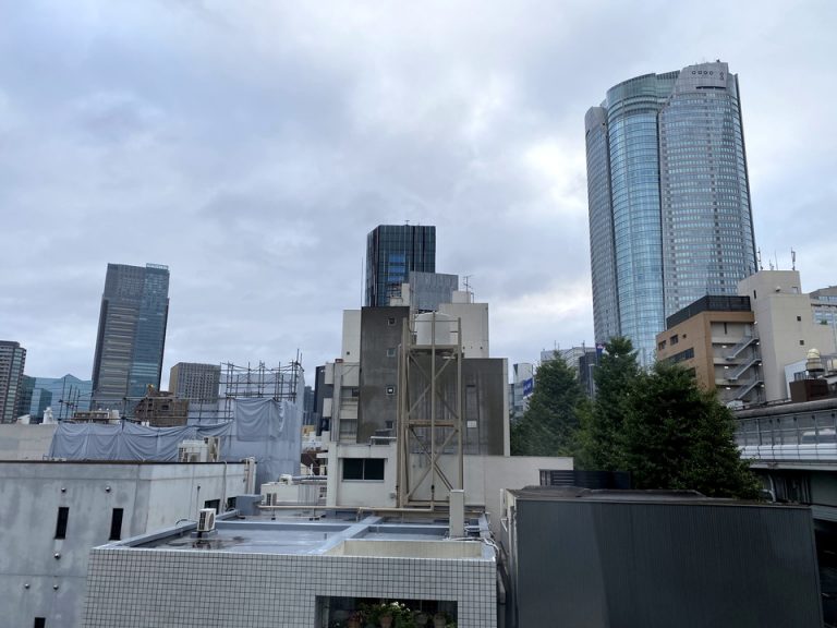 部屋からの眺望(昼)