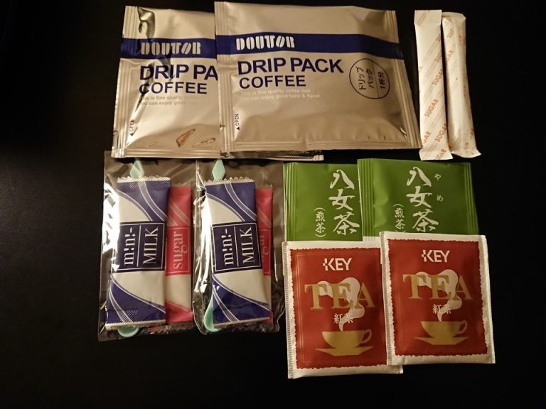 ドリップコーヒー、八女茶、紅茶