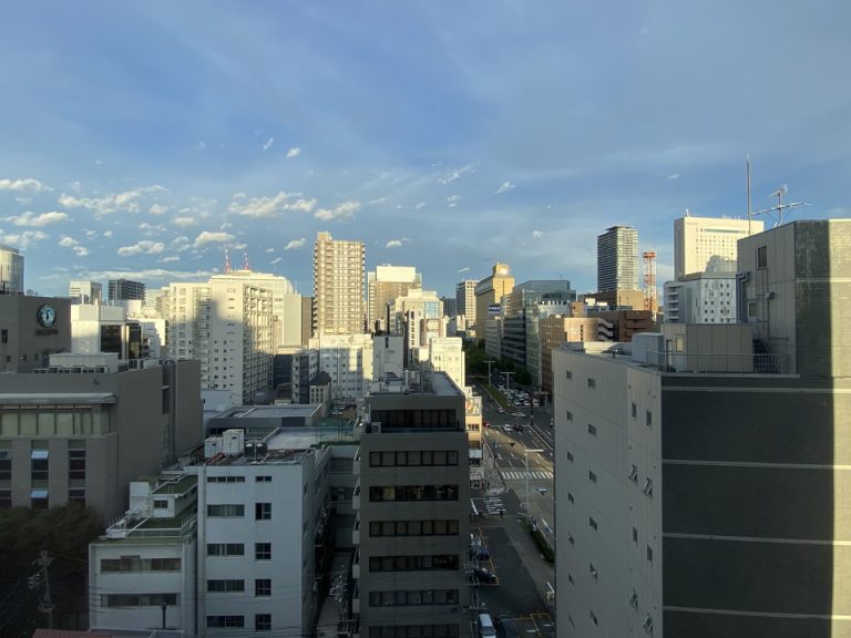 10階の部屋からの眺望です。遠くに名古屋観光ホテルが見えます。