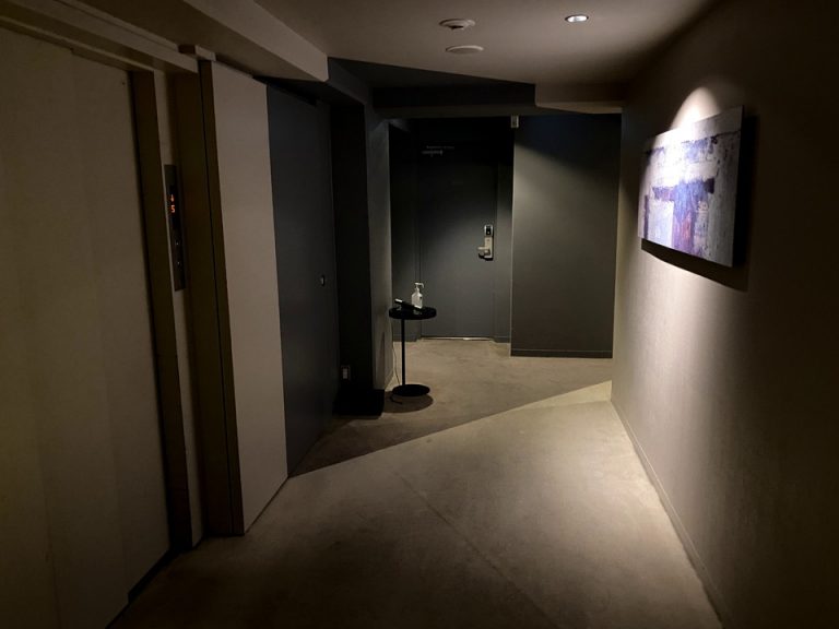 エレベーターホール(客室階)