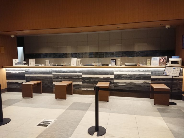 フロントカウンター(1)