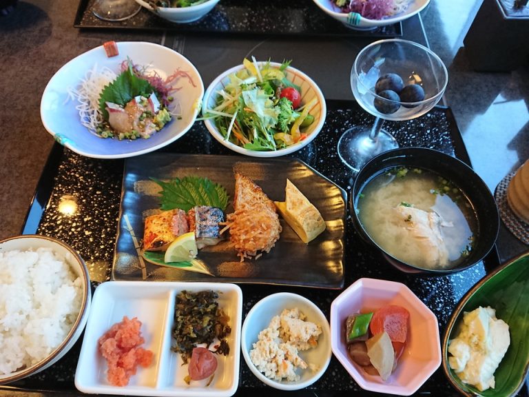 朝食和定食