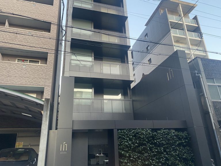 エントランス外観