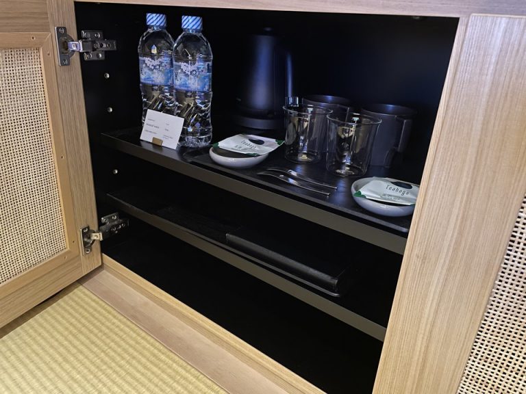 ミニバー・カフェコーナー