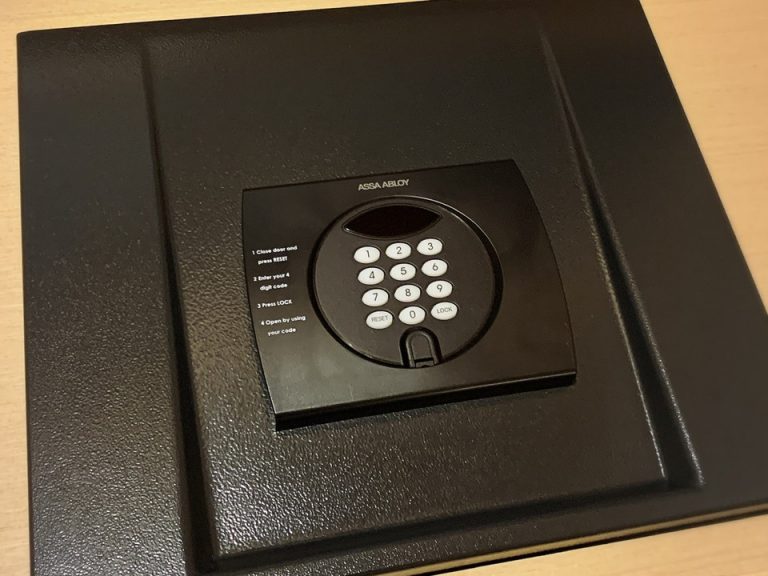 セーフティーBOX(閉じた状態)