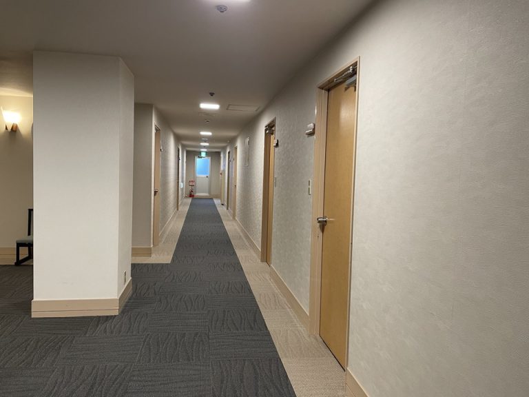 客室階廊下全体