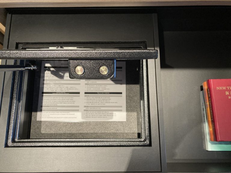 セキュリティボックスを開けた状態