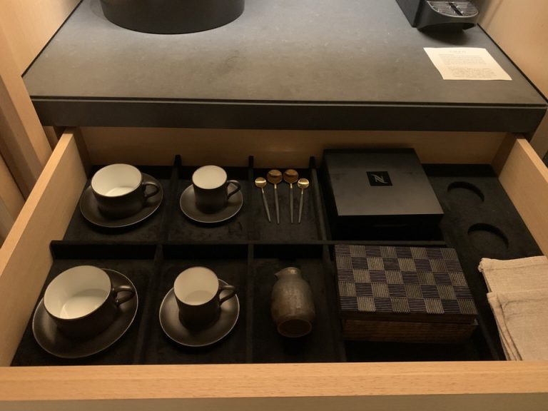 グラス、カップ