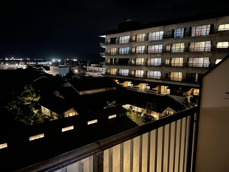 客室からの眺め_夜間