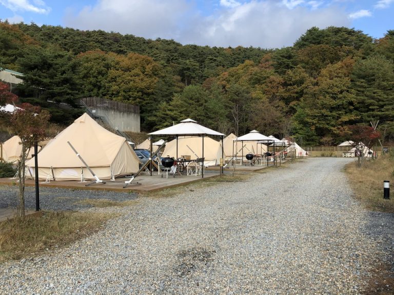 客室階入口付近廊下