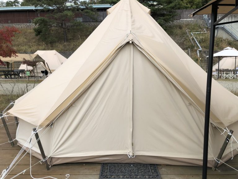 客室入口外観ドア