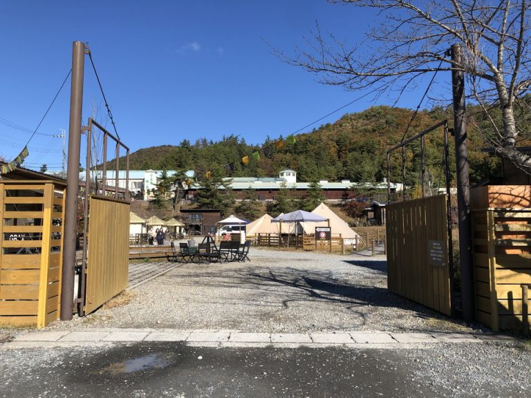 エントランス外観