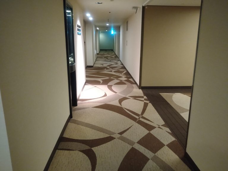 客室階廊下全体