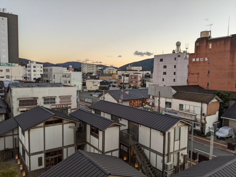 部屋からの眺望 (2)