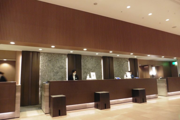 フロントはとても親切です