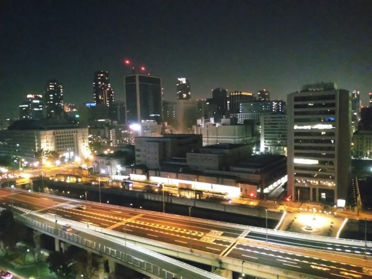 窓からの眺望(日本銀行方向夜)