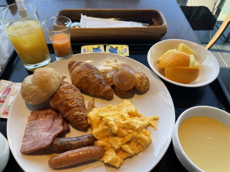 ビュッフェ朝食