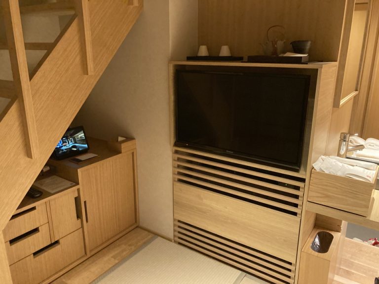 テレビ