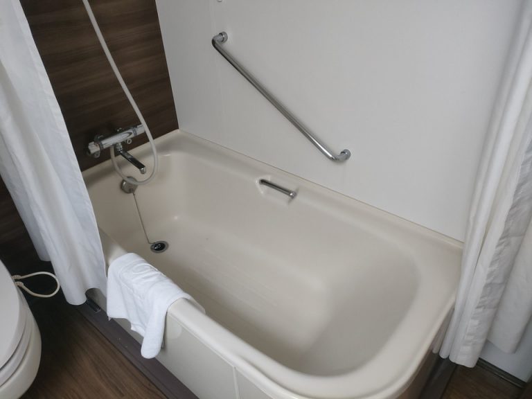 バスルーム(バスタブ)